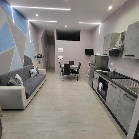 Casa Vacanze Manthy Posizione Centrale Bari Extérieur photo