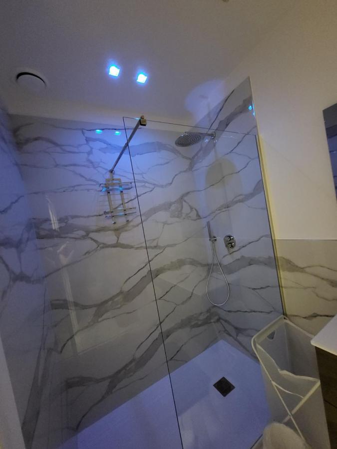 Casa Vacanze Manthy Posizione Centrale Bari Extérieur photo