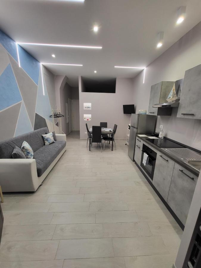 Casa Vacanze Manthy Posizione Centrale Bari Extérieur photo
